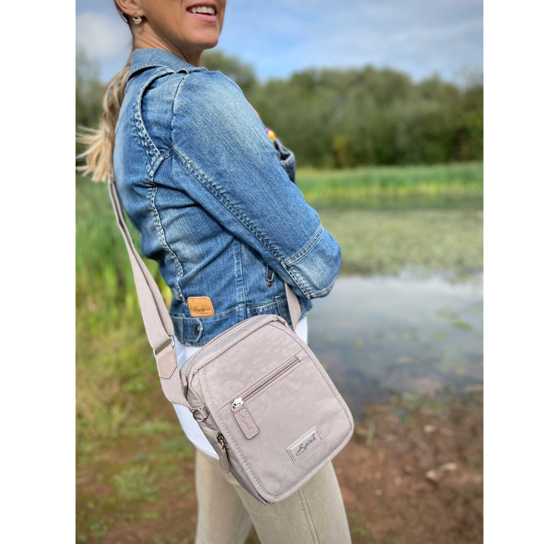 Spirit Cross-body Lightweight Waterproof - Small Organiser Bag — close-up detail