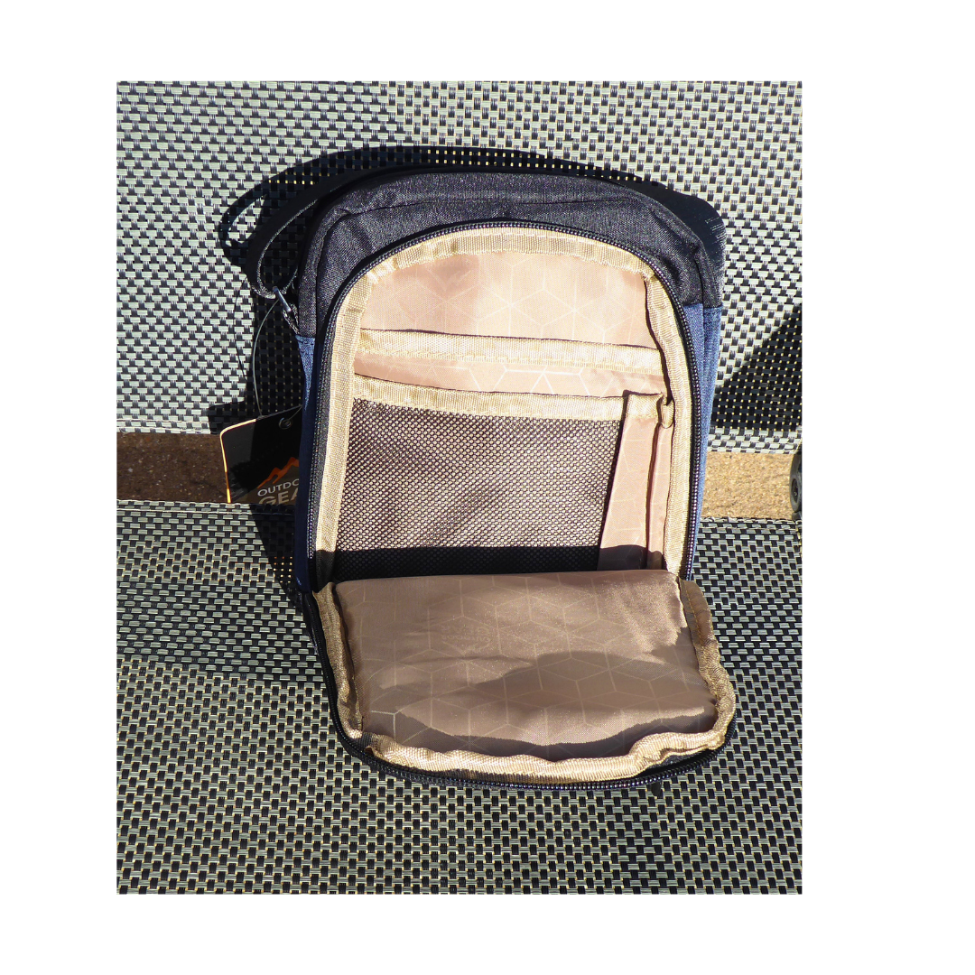 Cross-Body Bag Outdoor Gear - 3 Sections - Small Unisex — open  view